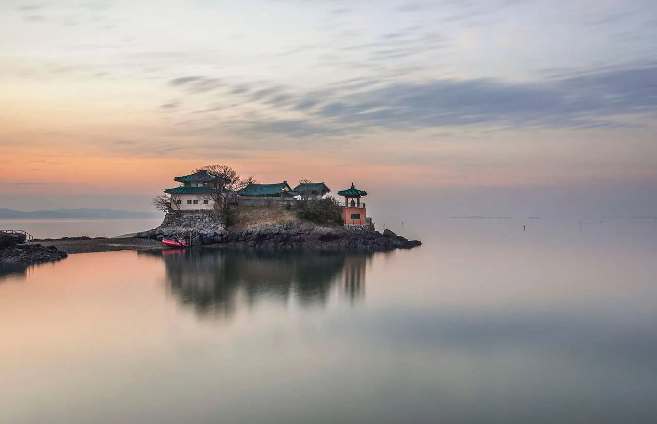 Roofing and Roof Repairs: A Practical Guide